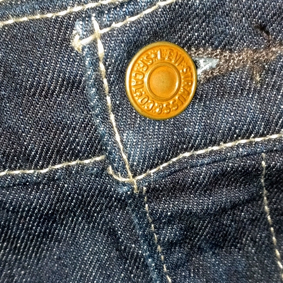 Levi Strauss Jeans - Picture 4 of 4